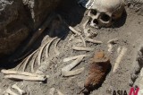 保加利亚惊现中世纪“吸血鬼”骸骨