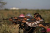 军事训练中的叙利亚士兵