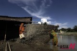 印度洪灾  120名丧生