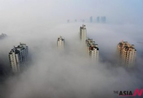 中国多地持续雾霾 呼吸道心脏病患者激增